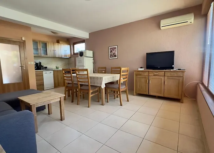 - Uzundzha Casa de Férias